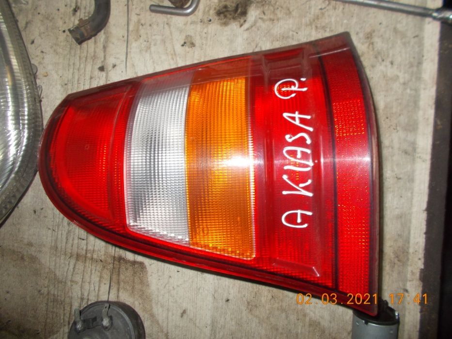 Lampa prawy tył mercedes a klasa w168