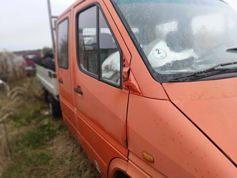 mercedes sprinter 1998r 2.3 diesel na części lub w całości