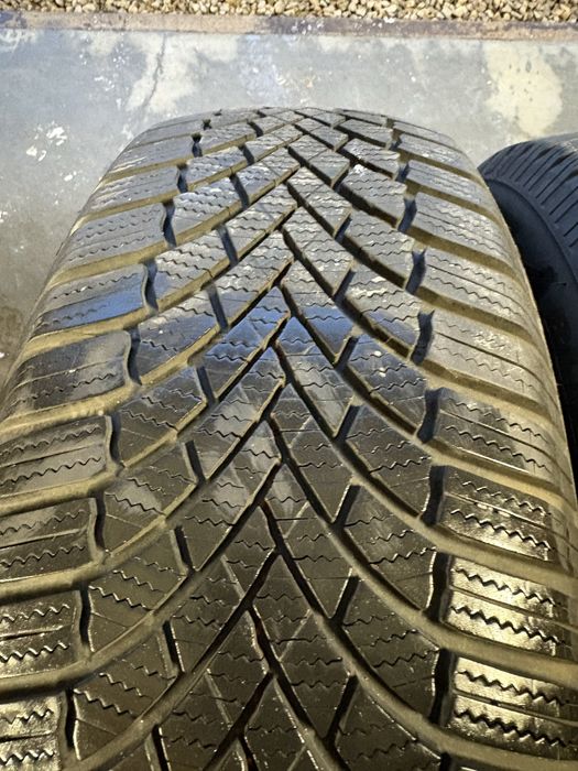 Opony zimowe Bridgestone 235/65/17