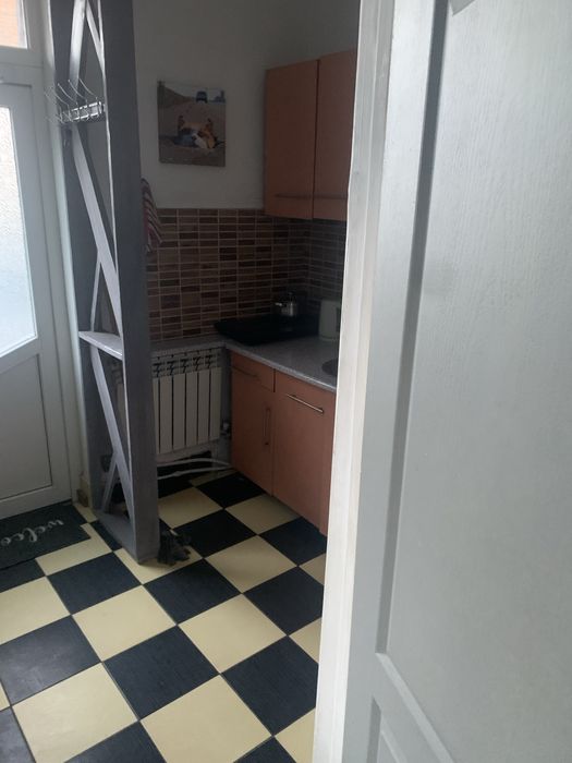 Здаеться одно кімнатна кв  центр