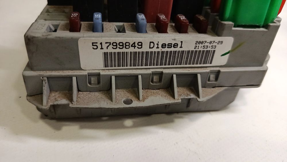 Caixa fusíveis / SAM / BSI FIAT Linea (323_)