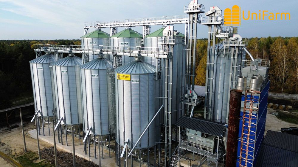 Silos zbożowy lejowy - silosy, przenośniki, czyszczalnie, suszarnie