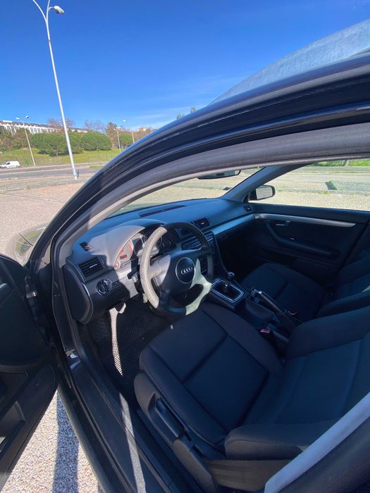 Audi A4 8E, 130CV, 2004, PRONTO A USAR