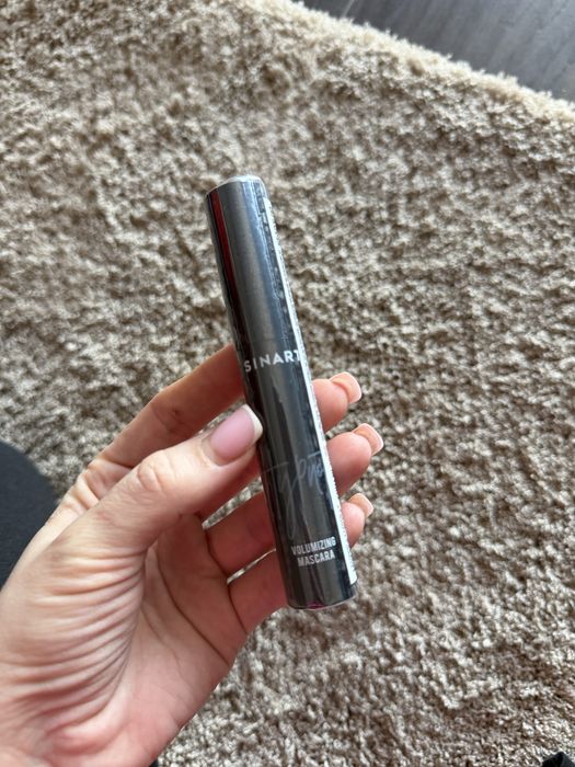 Туш Sinart hypnotic volumizing mascara об'ємна туш для вій