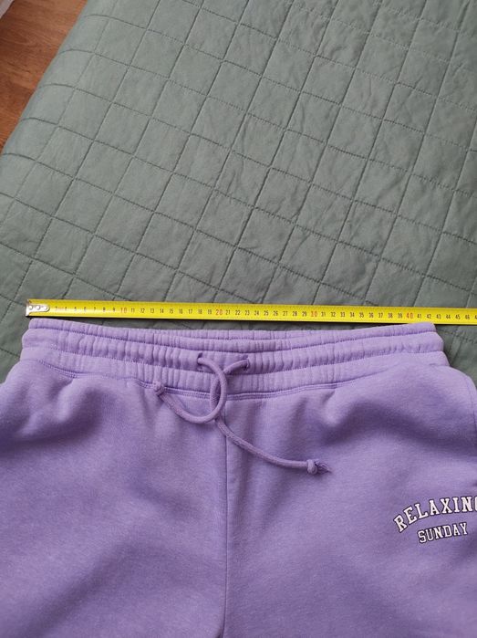 Primark rozmiar M/L spodnie dresowe damskie