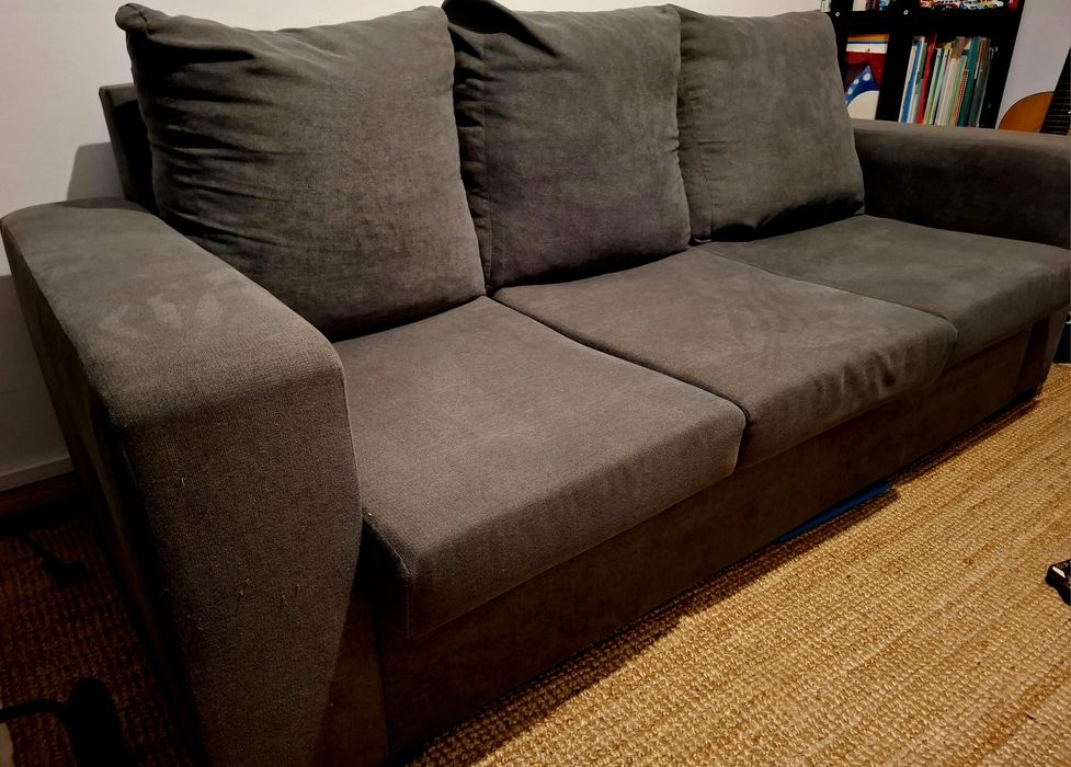 Sofá 3 Lugares quase NOVO