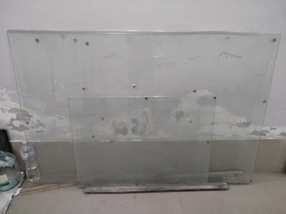 Стекло оконное, витринное, столешница 0,8 толщина