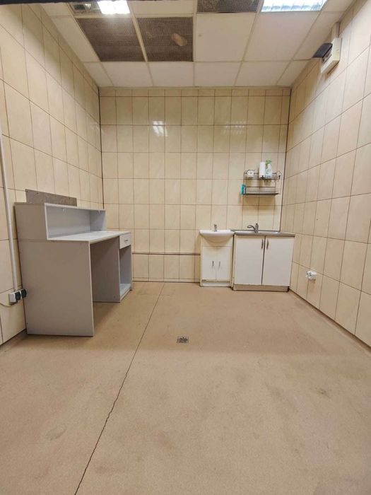 Lokal handlowy - boks Rynek Bałucki, Łódź, Bałuty, Centrum.