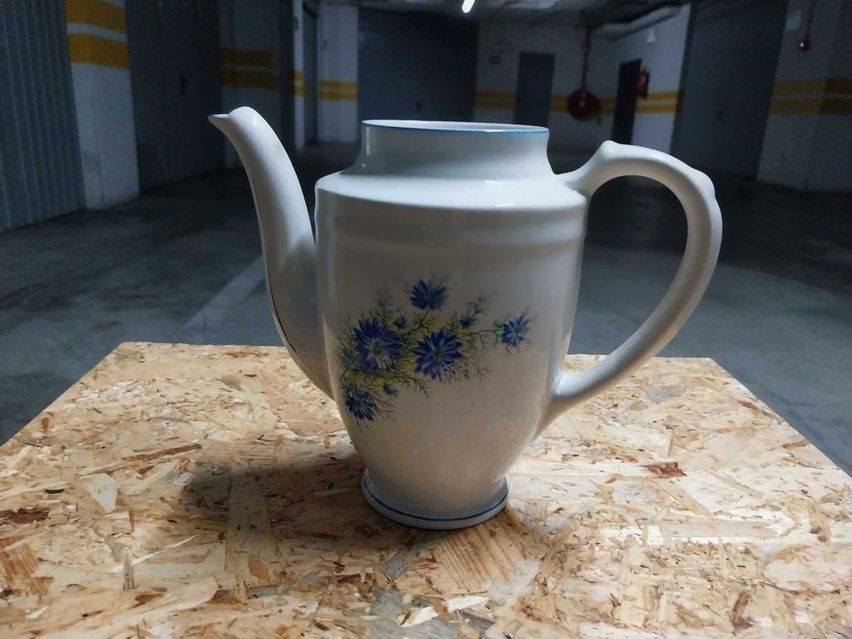 Utensilios ou enfeites de casa lindos
