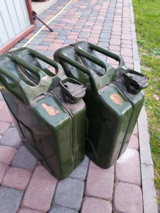 Karnistry metalowe 20 l