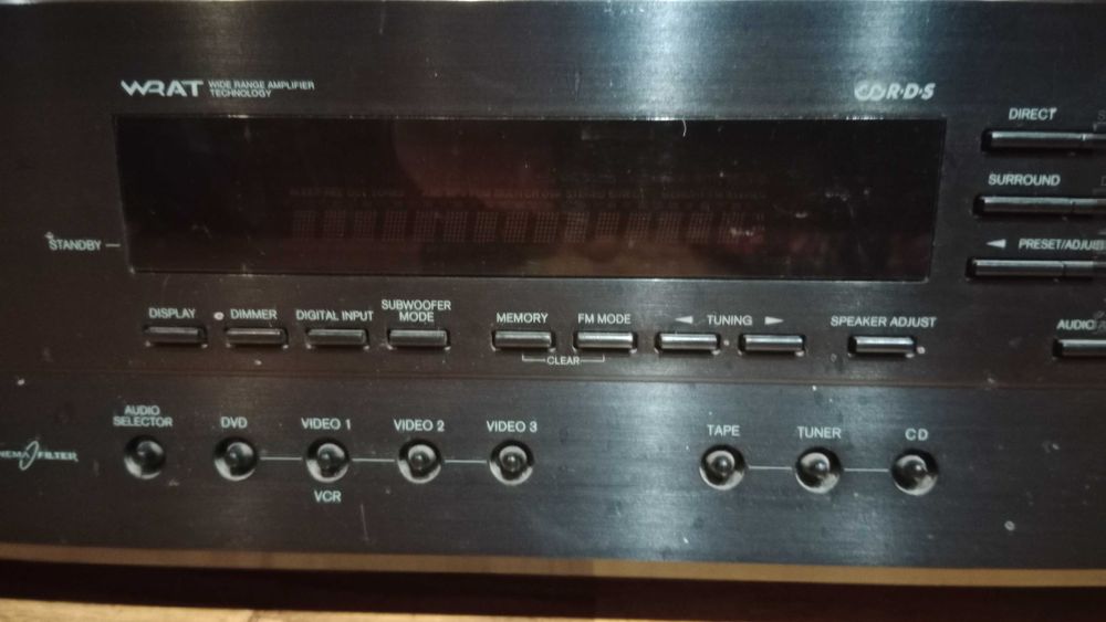 Amplituner Onkyo TX-SR501E