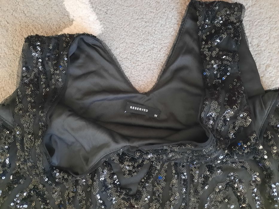 Sukienka Reserved M czarna cekiny sylwester bdb
