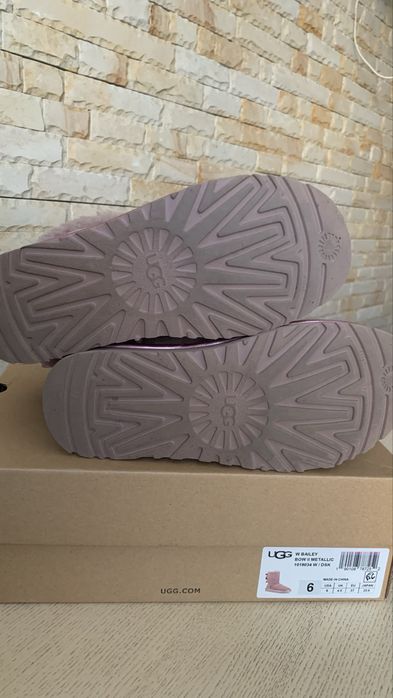 Уги для дівчинки 37