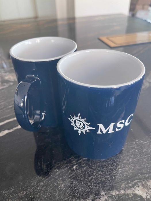Conjunto de 2 canecas azuis MSC64740384474369121