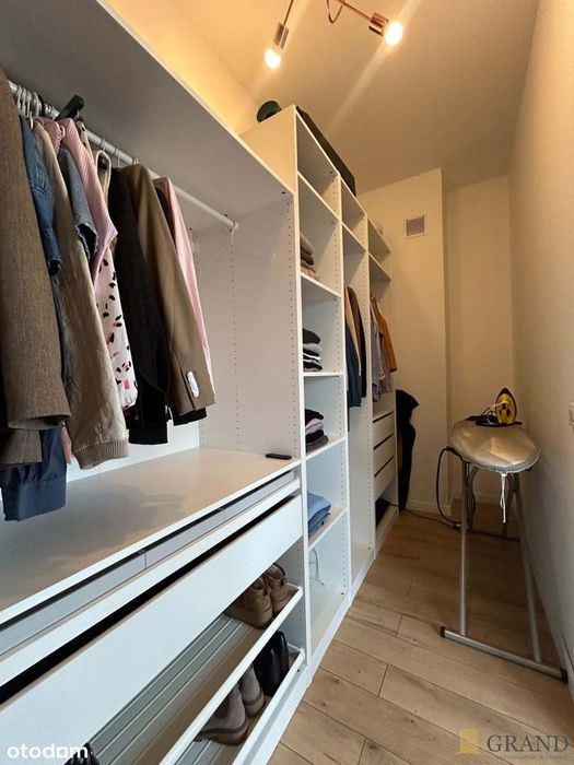 Dwupoziomowe mieszkanie 52,85 m2 | Miejsce postojo