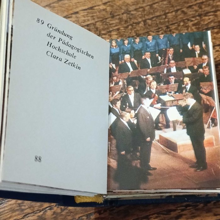 Редкая Миниатюрная книга Leipzig