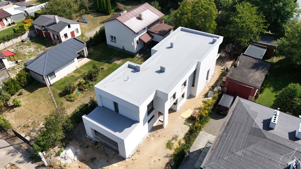 Kompleksowe wykończenie dachy płaskie ocieplenie membrany PVC Resitrix