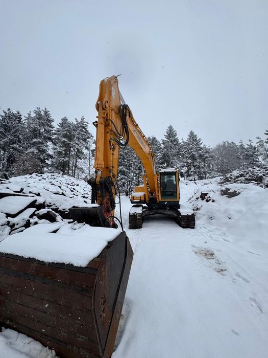 Екскаватор Hyundai Robex 220  2014 5900мг 22тон  JCB JS22O VOLVO EC220