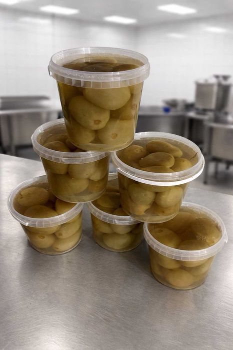 Соління,квашена капуста,пелюстка,морква по-корейськи