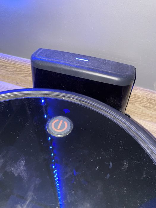 Odkurzacz robot sprzątający z stacją ładującą TCL