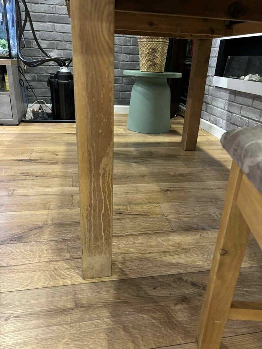 Stół drewniany rozkładany + 6 krzeseł