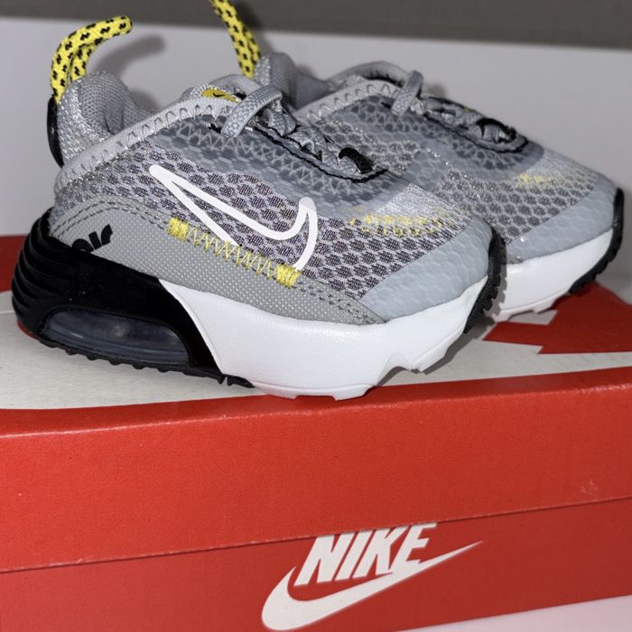 Нові оригінальні кросівки Nike Air Max 2090 (TD), розмір 17 (8 см)