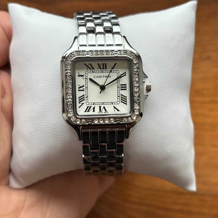 Хіт! Жіночий годинник Cartier  на браслеті срібного кольору