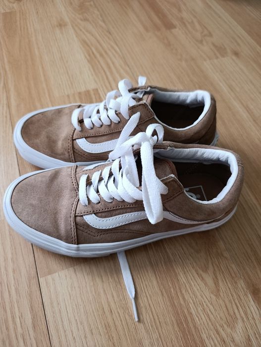 Продам кеди vans