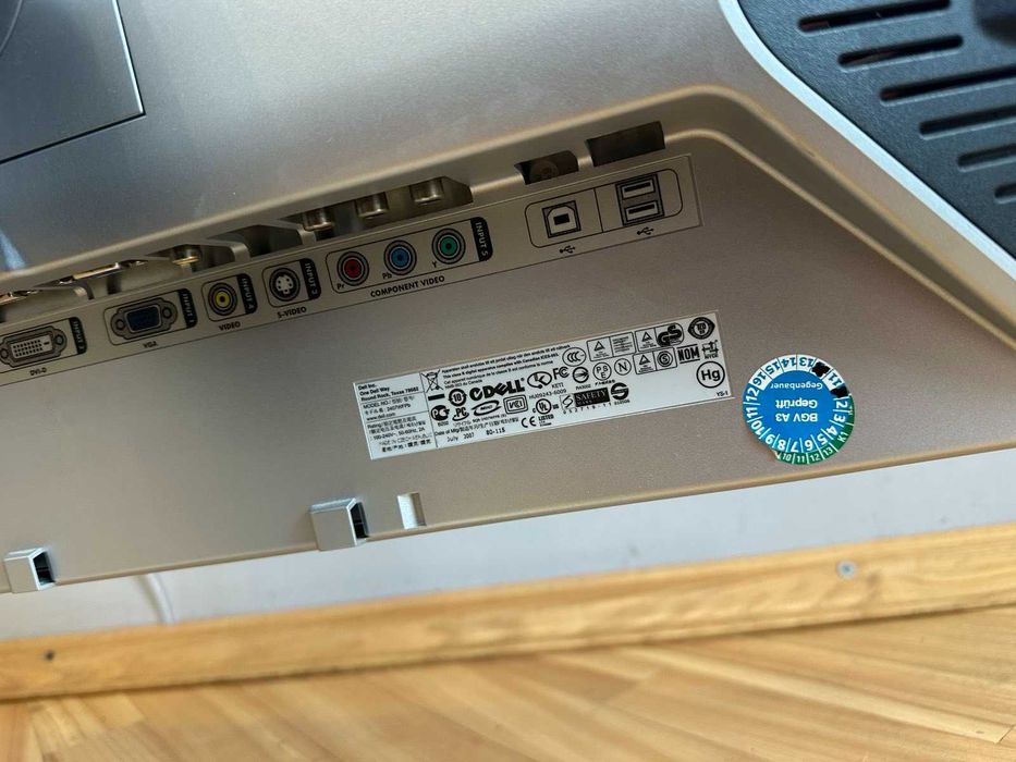 Монітор Dell 2407WFPb 24 дюйма Чехія