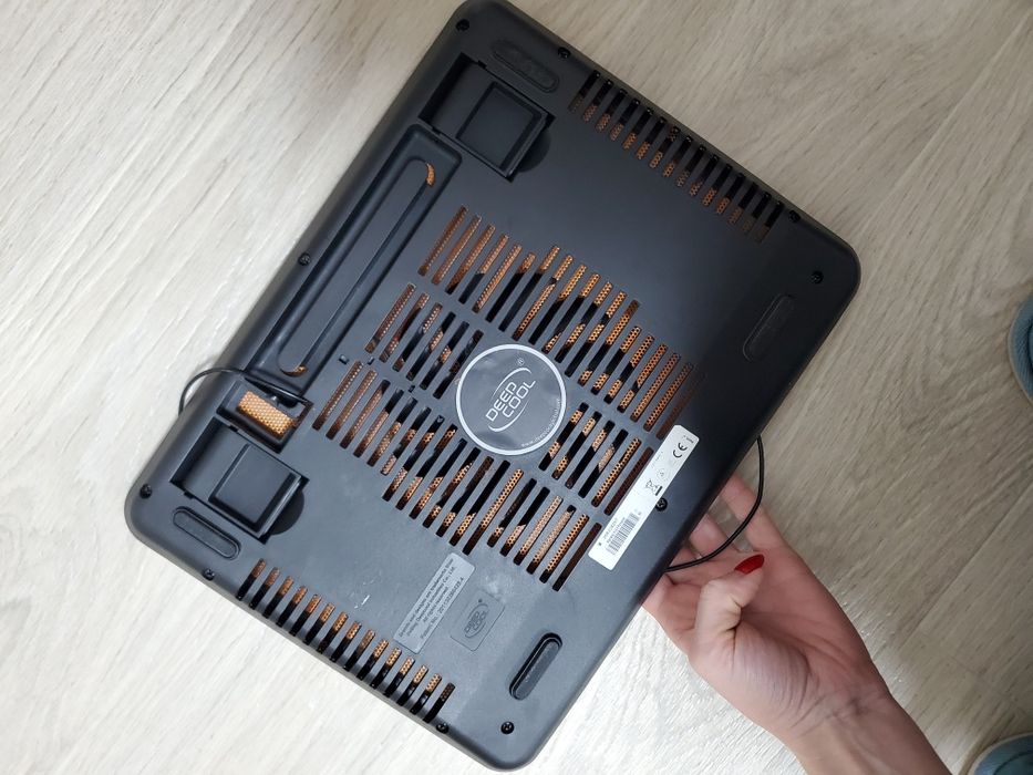 Продам кулер для ноутбука