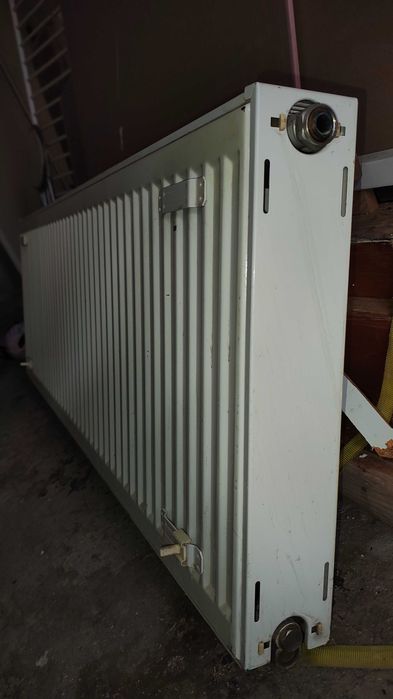 KALORYFER  140 * 50