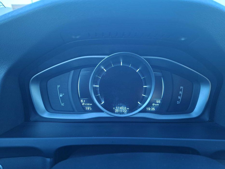 Volvo V60 D4 Cx Automática 2.0 181Cv Diesel 2015 -  Motor Totalmente Revisto