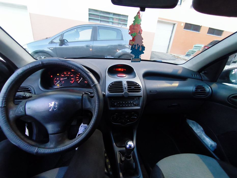 Peugeot sw 206 1.100