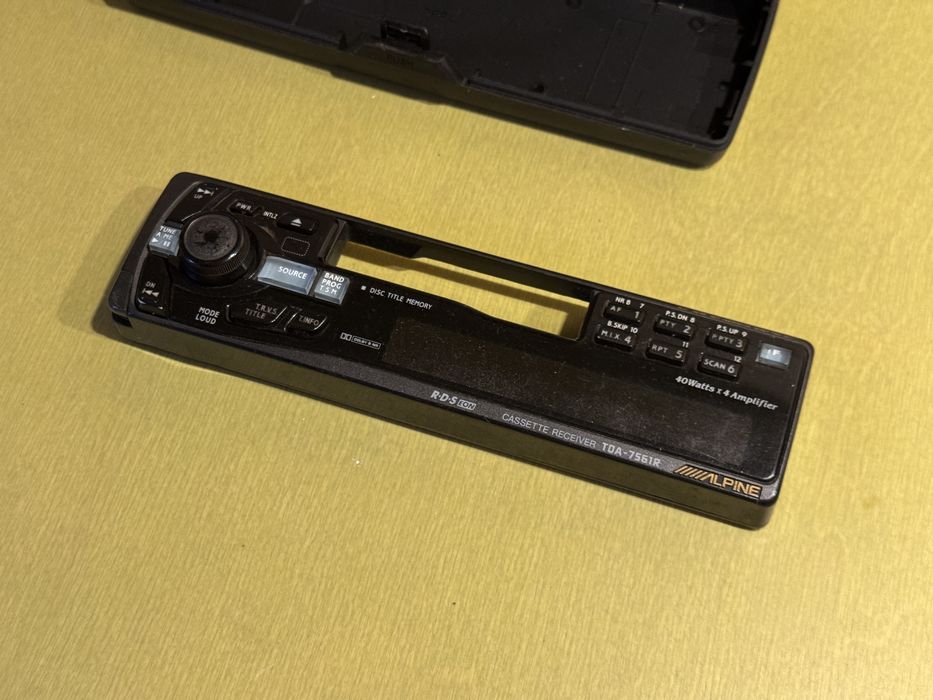 Alpine TDA 7561r
