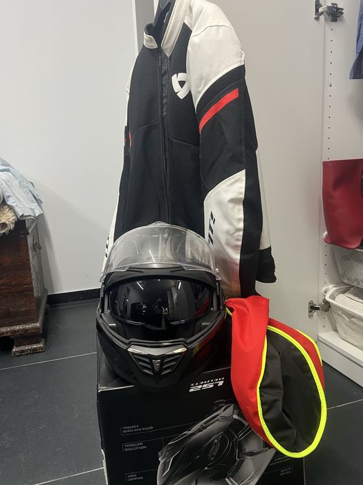 Capacete + Casaco para mota