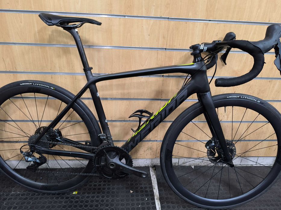 Bicicleta Merida scultura carbono disc