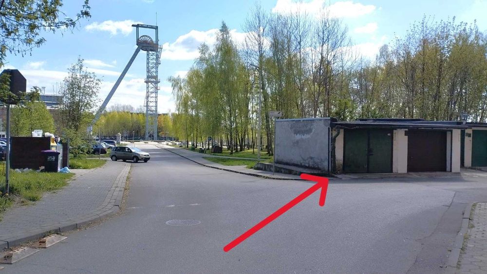 GARAŻ 20 m² na sprzedaż w dobrym miejscu! - MICHAŁKOWICE w Siemianowicach Śląskich - Widok 2
