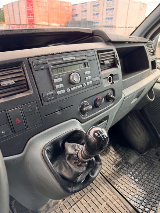 Ford Transit doka skrzynia dostawczy 3,5t 2012r. 2.2