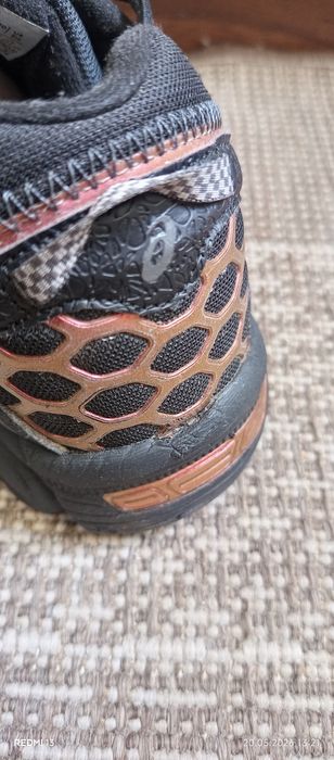 Кросівки asics 43р.