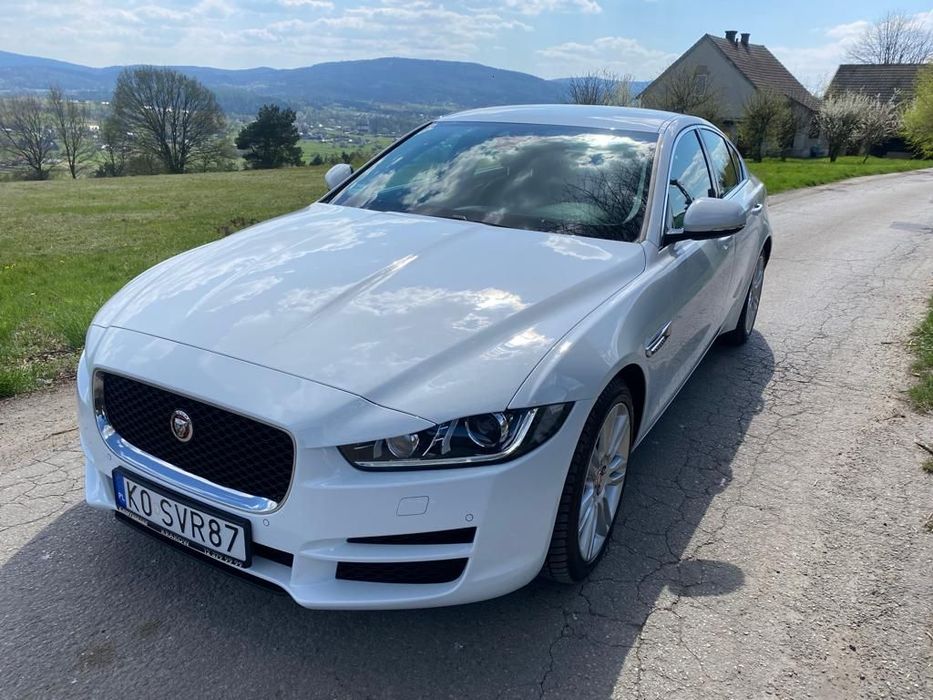 Jaguar XE