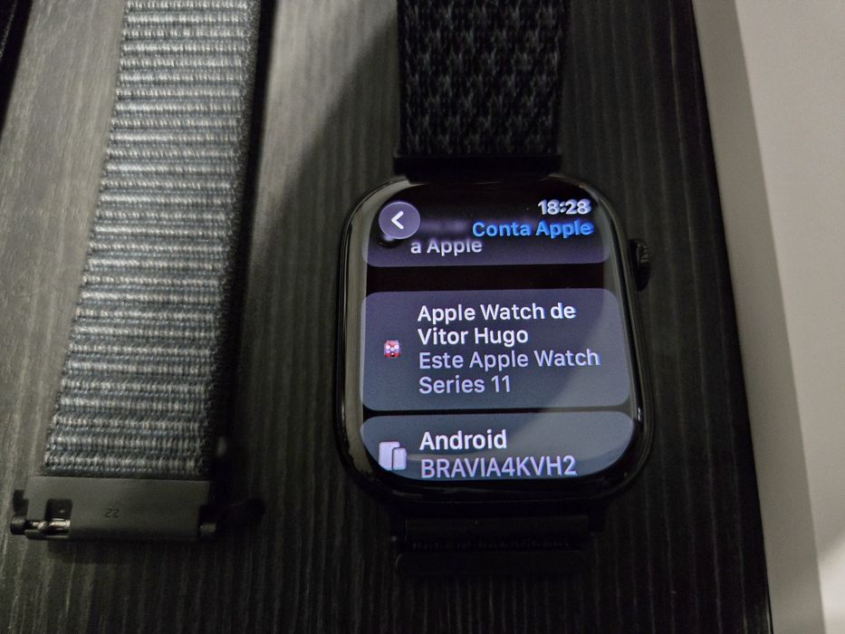 Apple Watch S11 mais 4 braceletes.