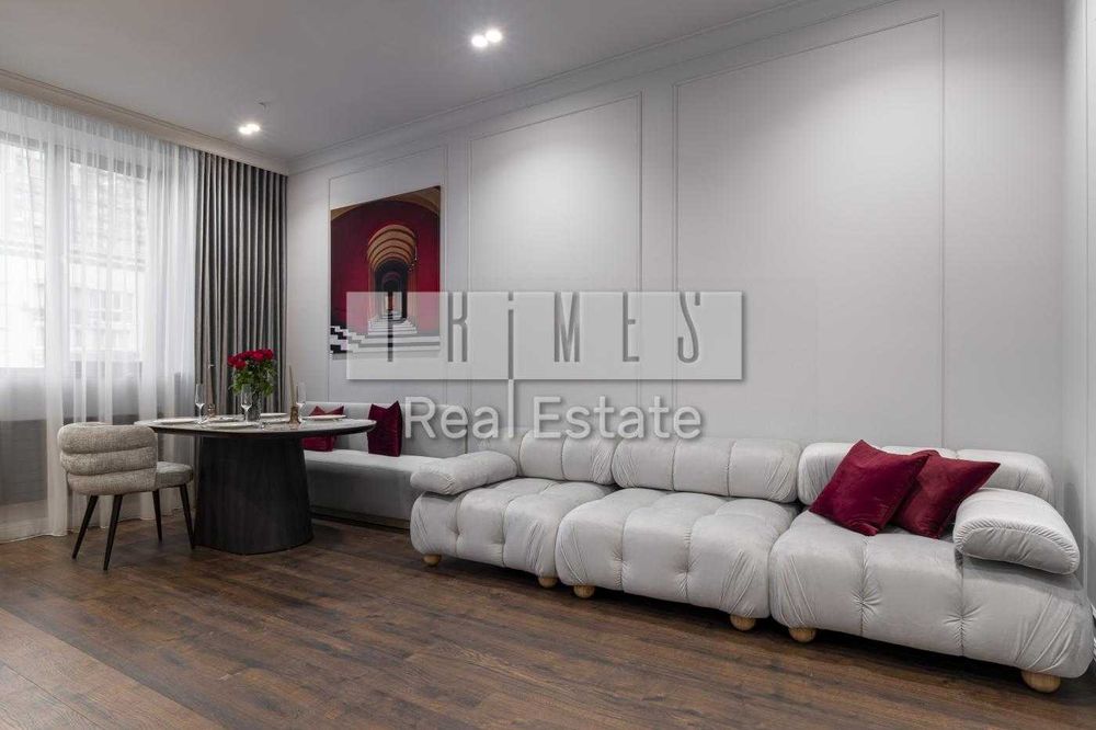 Продаж нова 3к квартира 83м2 ремонт Велика Васильківська 132 сталінка Печерськ