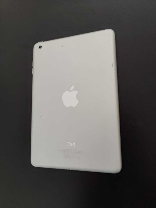 iPad mini (2015)