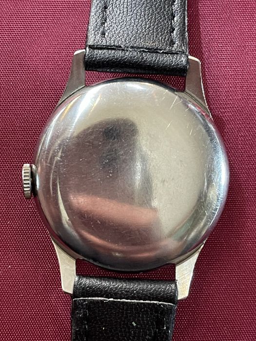 Relogio IWC modelo invulgar.