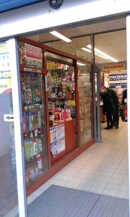 lokal handlowy/ usługowy przy Biedronce