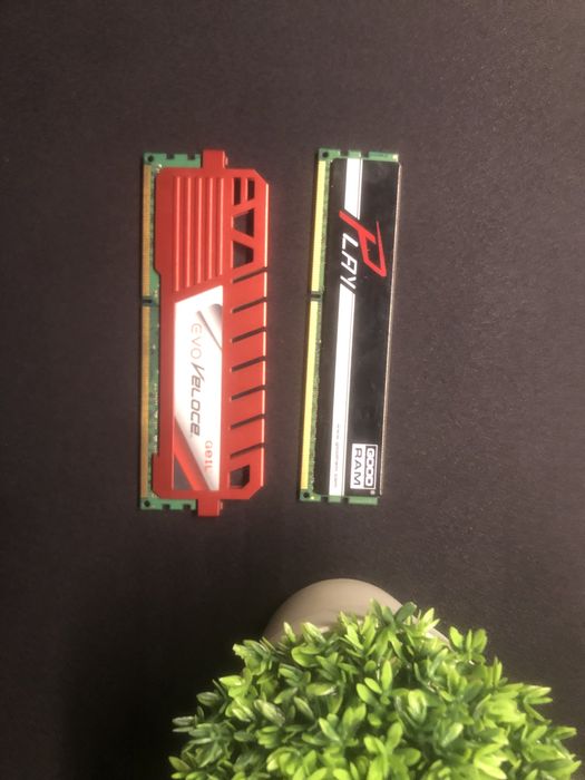 Оперативна памʼять  16ГБ|8гбх2