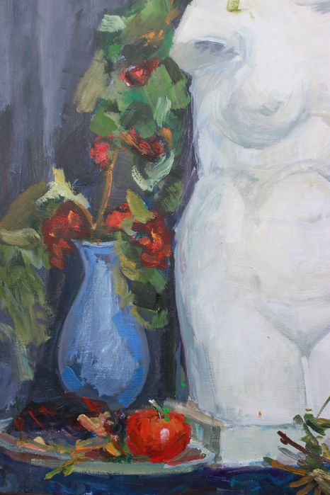 Живописний натюрморт з гіпсовим торсом