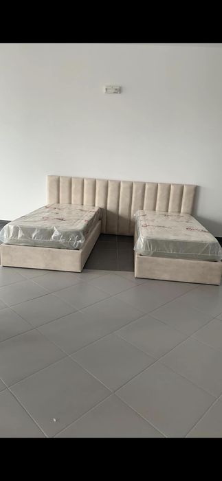 Cama de solteiro 90x190 cm, estrados,  cabeceira e colchões