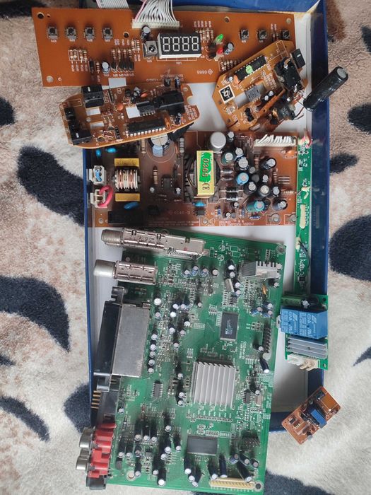 Плата, плати на запчастини