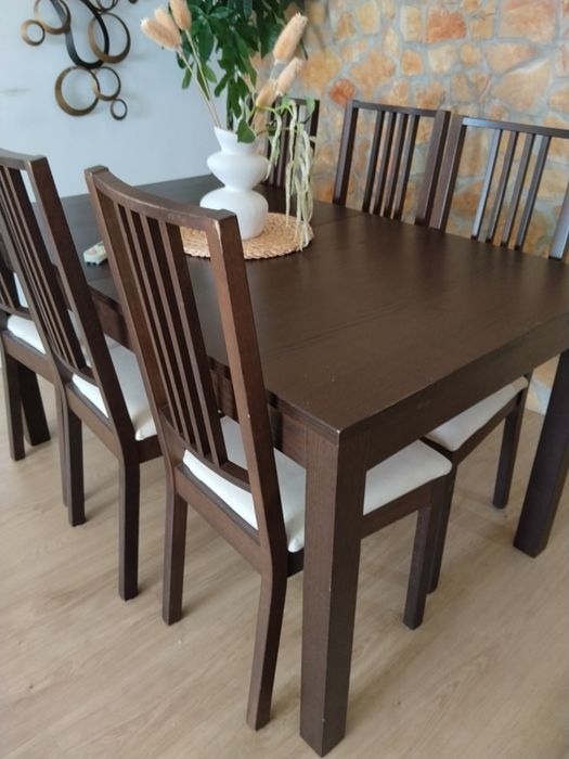 Mesa de jantar em óptimo estado